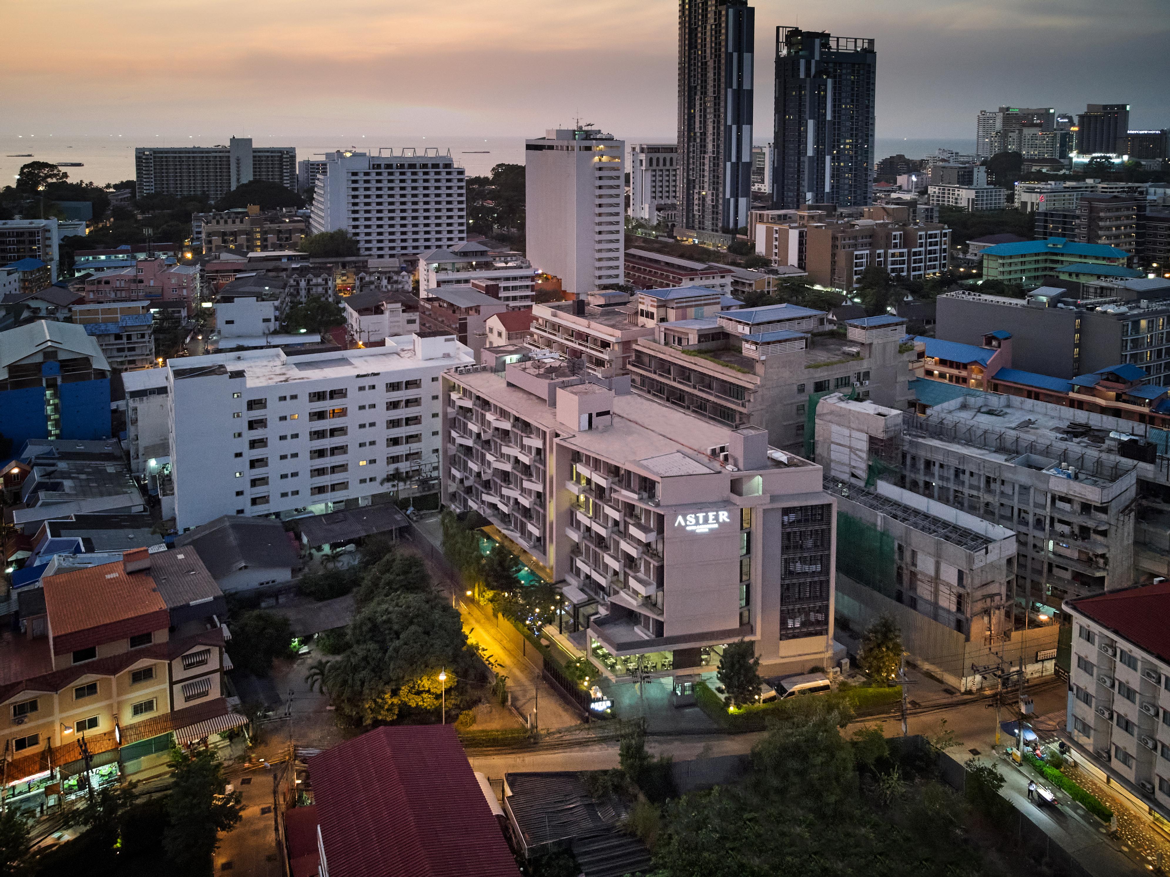 Aster Hotel And Residence By At Mind Pattaya Exteriér fotografie